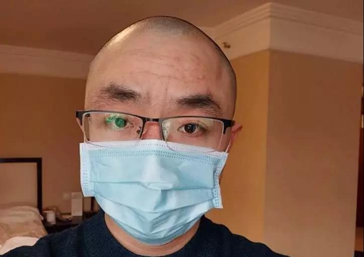 削发后的刘春辉