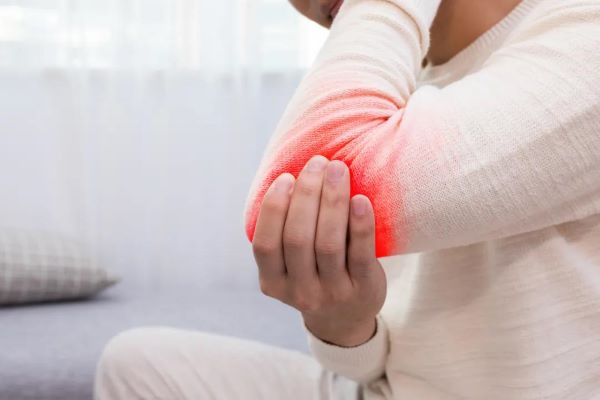 回生膏外敷能治哪些病？如肩周炎、风湿性关节炎等。
