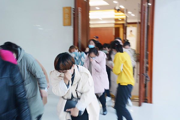 演练火灾逃生